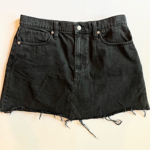 Madewell • Denim Frisco Mini Skirt in Lunar Wash Black 31 - Picture 4 of 7